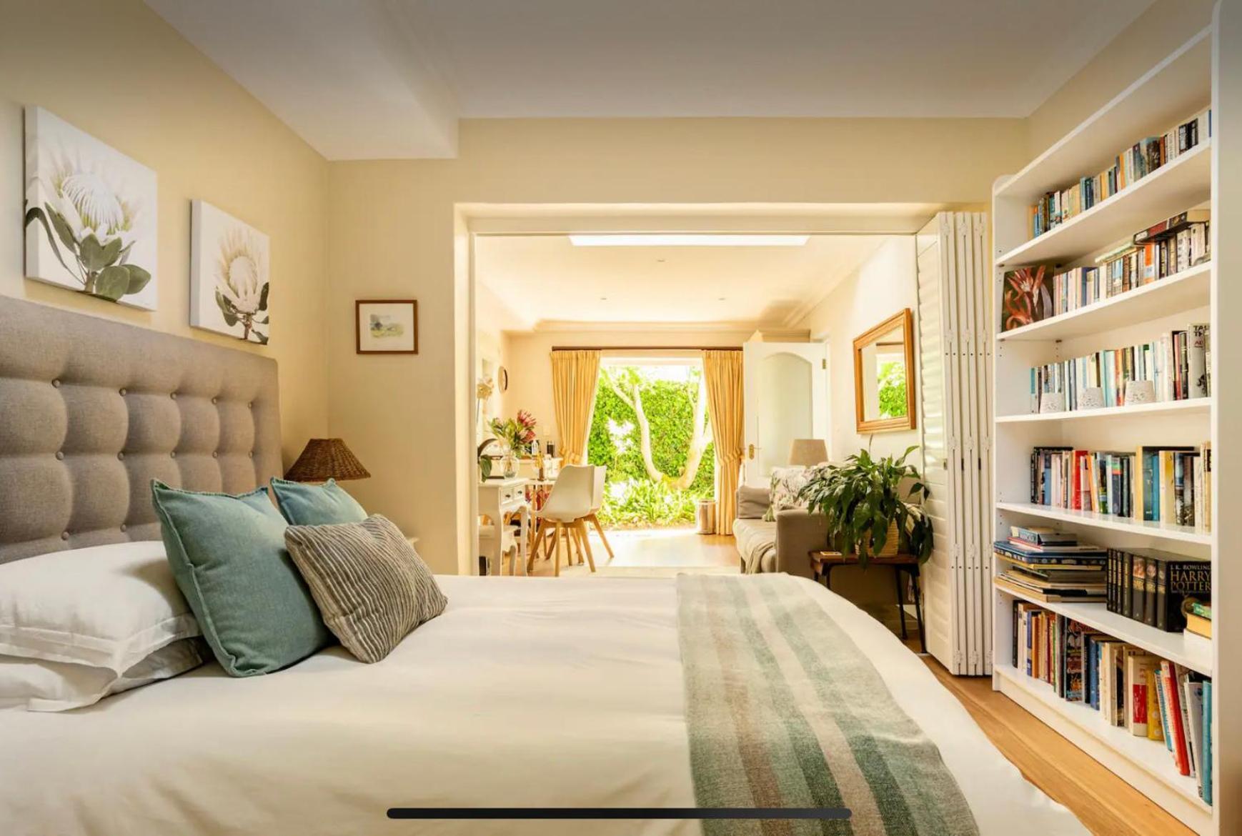 Guest Suite - Leafy Constantia Guest House Cape Town Exterior photo